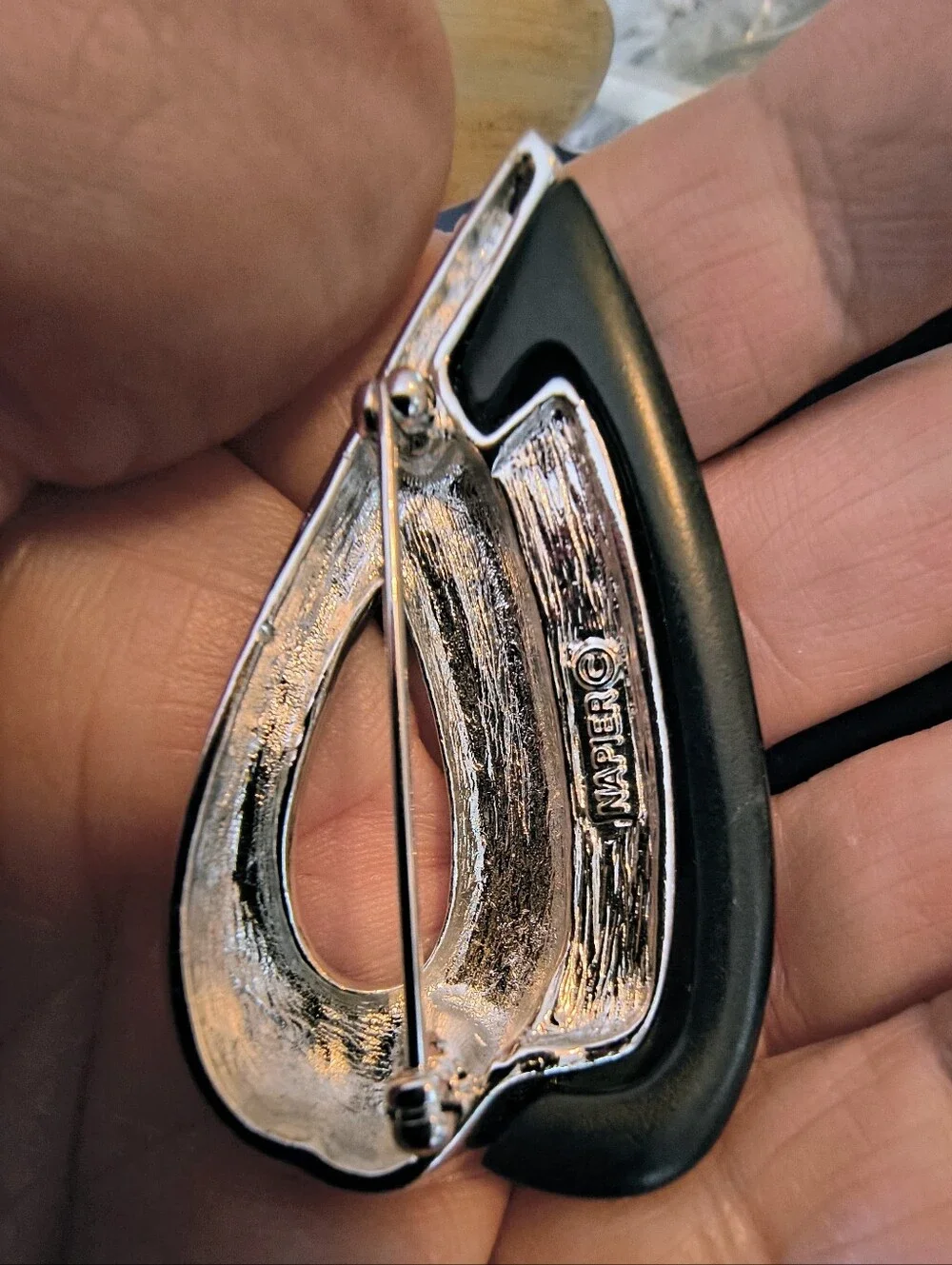 Vintage Signed Napier Silver Tone Modernist Teardrop Brooch Large Abstract Style